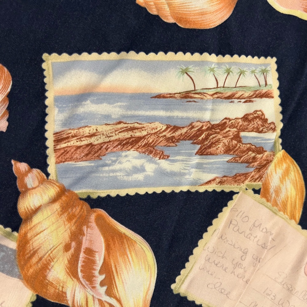 La Cabana Tie Front Blouse w Postcards and Conch Shells - Picture 9 of 14